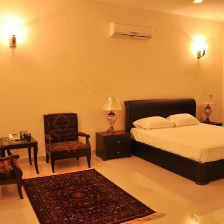 Reina Boutique Hotel - G9 Исламабад Экстерьер фото