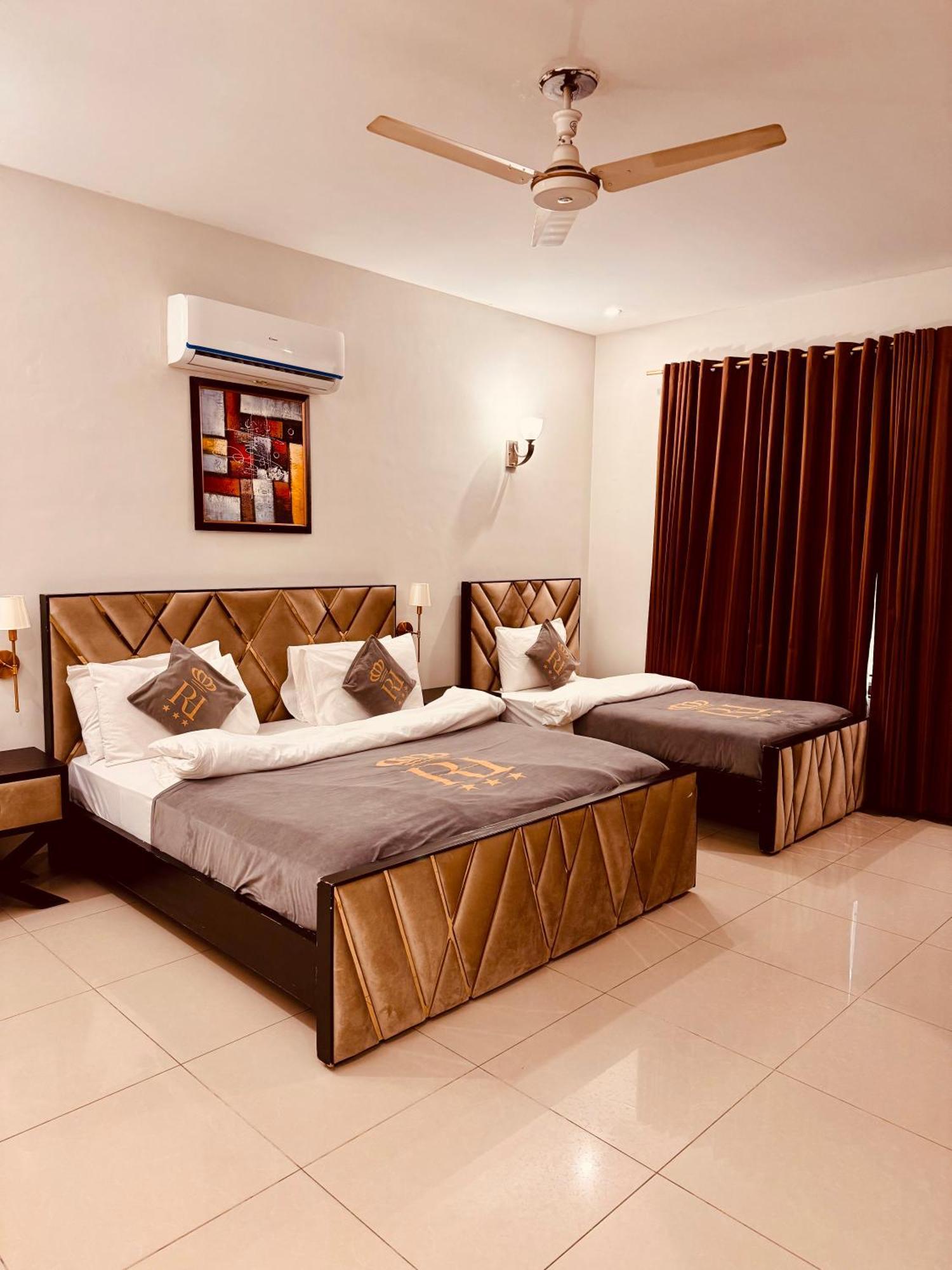 Reina Boutique Hotel - G9 Исламабад Экстерьер фото
