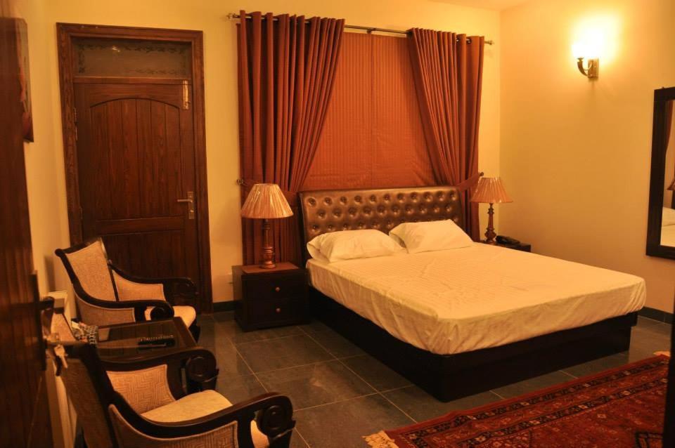 Reina Boutique Hotel - G9 Исламабад Экстерьер фото